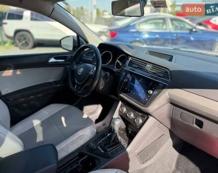 Белый Фольксваген Tiguan Allspace, объемом двигателя 2 л и пробегом 180 тыс. км за 12600 $, фото 9 на Automoto.ua