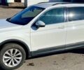 Белый Фольксваген Tiguan Allspace, объемом двигателя 2 л и пробегом 155 тыс. км за 18000 $, фото 2 на Automoto.ua