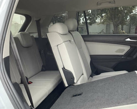 Фольксваген Tiguan Allspace 2018 в Виннице на Automoto.ua Белый Фольксваген Tiguan Allspace, объемом двигателя 2 л и пробегом 197 тыс. км за 18200 $, фото 35 на Automoto.ua