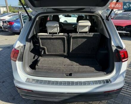 Белый Фольксваген Tiguan Allspace, объемом двигателя 2 л и пробегом 180 тыс. км за 12600 $, фото 14 на Automoto.ua