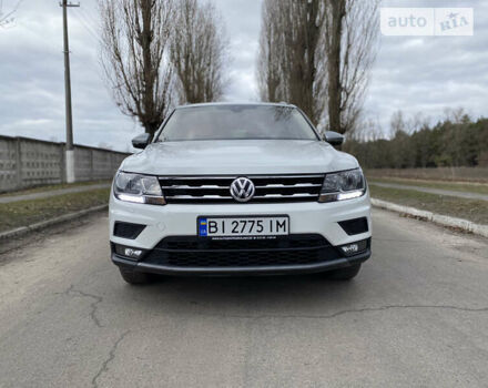 Білий Фольксваген Tiguan Allspace, об'ємом двигуна 2 л та пробігом 185 тис. км за 29500 $, фото 4 на Automoto.ua