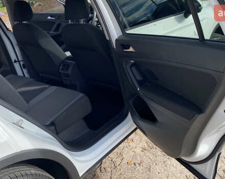 Белый Фольксваген Tiguan Allspace, объемом двигателя 2 л и пробегом 32 тыс. км за 18300 $, фото 36 на Automoto.ua