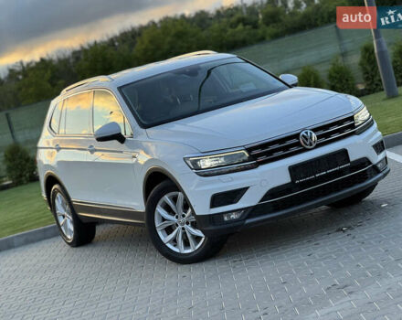 Белый Фольксваген Tiguan Allspace, объемом двигателя 2 л и пробегом 192 тыс. км за 26499 $, фото 15 на Automoto.ua