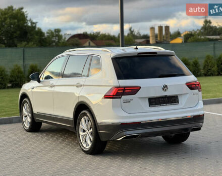Белый Фольксваген Tiguan Allspace, объемом двигателя 2 л и пробегом 192 тыс. км за 26499 $, фото 40 на Automoto.ua