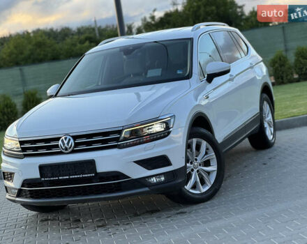 Белый Фольксваген Tiguan Allspace, объемом двигателя 2 л и пробегом 192 тыс. км за 26499 $, фото 8 на Automoto.ua
