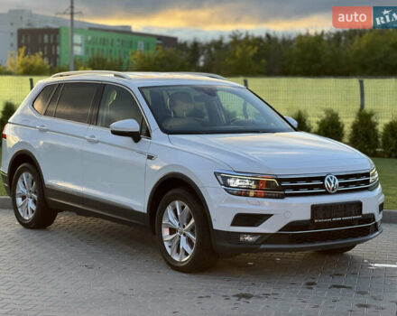 Белый Фольксваген Tiguan Allspace, объемом двигателя 2 л и пробегом 192 тыс. км за 26499 $, фото 20 на Automoto.ua
