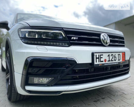 Белый Фольксваген Tiguan Allspace, объемом двигателя 2 л и пробегом 190 тыс. км за 32500 $, фото 8 на Automoto.ua