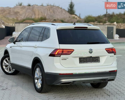 Білий Фольксваген Tiguan Allspace, об'ємом двигуна 2 л та пробігом 193 тис. км за 26499 $, фото 30 на Automoto.ua