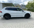 Белый Фольксваген Tiguan Allspace, объемом двигателя 2 л и пробегом 190 тыс. км за 32500 $, фото 3 на Automoto.ua