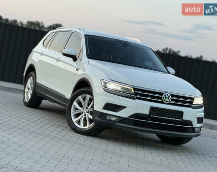 Белый Фольксваген Tiguan Allspace, объемом двигателя 2 л и пробегом 193 тыс. км за 26499 $, фото 18 на Automoto.ua