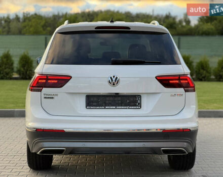 Белый Фольксваген Tiguan Allspace, объемом двигателя 2 л и пробегом 192 тыс. км за 26499 $, фото 37 на Automoto.ua