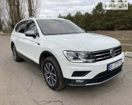 Белый Фольксваген Tiguan Allspace, объемом двигателя 2 л и пробегом 185 тыс. км за 29500 $, фото 5 на Automoto.ua