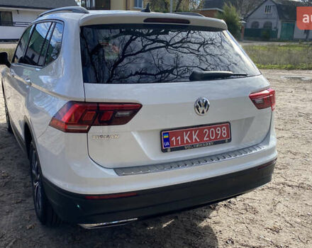 Белый Фольксваген Tiguan Allspace, объемом двигателя 2 л и пробегом 32 тыс. км за 18300 $, фото 7 на Automoto.ua