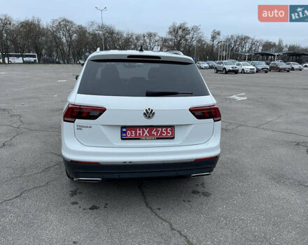 Белый Фольксваген Tiguan Allspace, объемом двигателя 1.97 л и пробегом 139 тыс. км за 20999 $, фото 4 на Automoto.ua