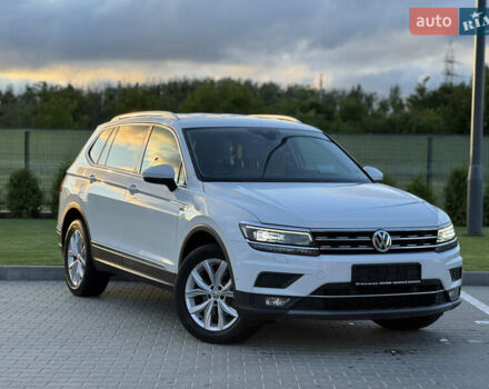 Белый Фольксваген Tiguan Allspace, объемом двигателя 2 л и пробегом 192 тыс. км за 26499 $, фото 18 на Automoto.ua