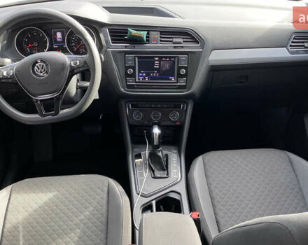 Белый Фольксваген Tiguan Allspace, объемом двигателя 2 л и пробегом 32 тыс. км за 18300 $, фото 23 на Automoto.ua