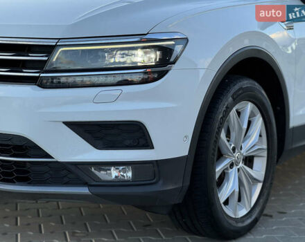 Белый Фольксваген Tiguan Allspace, объемом двигателя 2 л и пробегом 192 тыс. км за 26499 $, фото 5 на Automoto.ua
