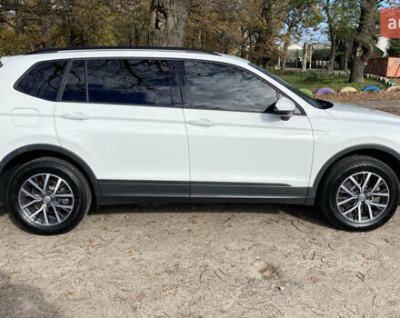 Белый Фольксваген Tiguan Allspace, объемом двигателя 2 л и пробегом 32 тыс. км за 18300 $, фото 12 на Automoto.ua