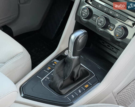 Белый Фольксваген Tiguan Allspace, объемом двигателя 2 л и пробегом 192 тыс. км за 26499 $, фото 55 на Automoto.ua
