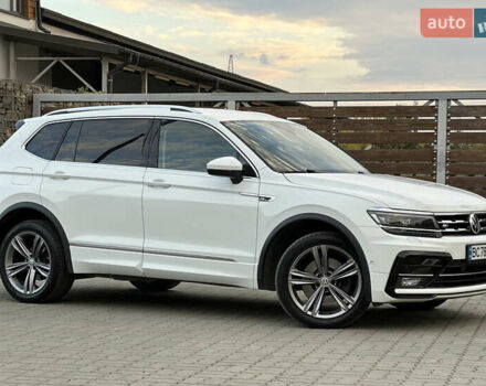 Белый Фольксваген Tiguan Allspace, объемом двигателя 2 л и пробегом 184 тыс. км за 31499 $, фото 29 на Automoto.ua