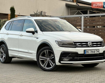Белый Фольксваген Tiguan Allspace, объемом двигателя 2 л и пробегом 184 тыс. км за 31499 $, фото 28 на Automoto.ua