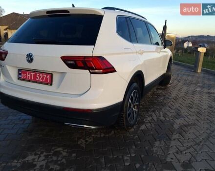 Білий Фольксваген Tiguan Allspace, об'ємом двигуна 1.97 л та пробігом 130 тис. км за 17800 $, фото 8 на Automoto.ua
