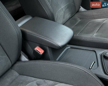 Белый Фольксваген Tiguan Allspace, объемом двигателя 2 л и пробегом 184 тыс. км за 31499 $, фото 95 на Automoto.ua