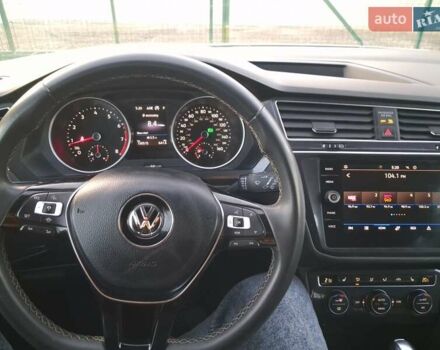 Білий Фольксваген Tiguan Allspace, об'ємом двигуна 1.97 л та пробігом 130 тис. км за 17800 $, фото 17 на Automoto.ua