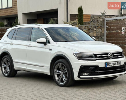 Белый Фольксваген Tiguan Allspace, объемом двигателя 2 л и пробегом 184 тыс. км за 31499 $, фото 40 на Automoto.ua