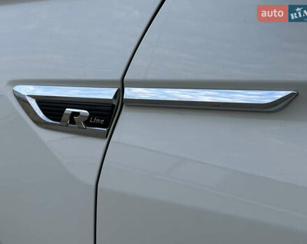 Белый Фольксваген Tiguan Allspace, объемом двигателя 2 л и пробегом 184 тыс. км за 31499 $, фото 13 на Automoto.ua