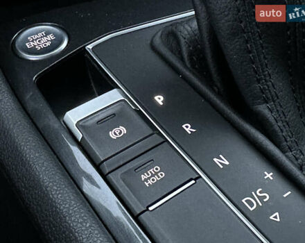 Белый Фольксваген Tiguan Allspace, объемом двигателя 2 л и пробегом 184 тыс. км за 31499 $, фото 67 на Automoto.ua