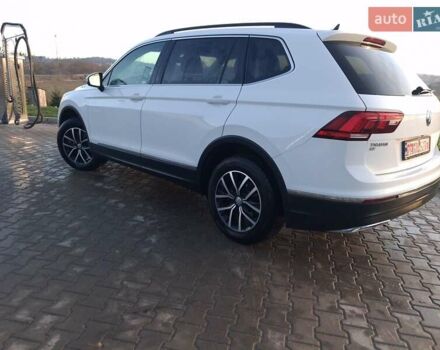 Білий Фольксваген Tiguan Allspace, об'ємом двигуна 1.97 л та пробігом 130 тис. км за 17800 $, фото 6 на Automoto.ua