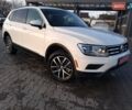 Білий Фольксваген Tiguan Allspace, об'ємом двигуна 1.97 л та пробігом 130 тис. км за 17800 $, фото 2 на Automoto.ua