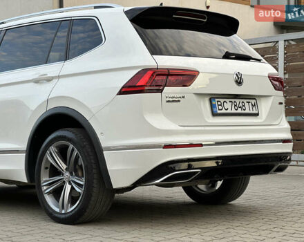 Белый Фольксваген Tiguan Allspace, объемом двигателя 2 л и пробегом 184 тыс. км за 31499 $, фото 21 на Automoto.ua