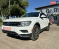 Белый Фольксваген Tiguan Allspace, объемом двигателя 2 л и пробегом 215 тыс. км за 16999 $, фото 1 на Automoto.ua