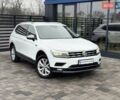 Белый Фольксваген Tiguan Allspace, объемом двигателя 2 л и пробегом 172 тыс. км за 30900 $, фото 1 на Automoto.ua