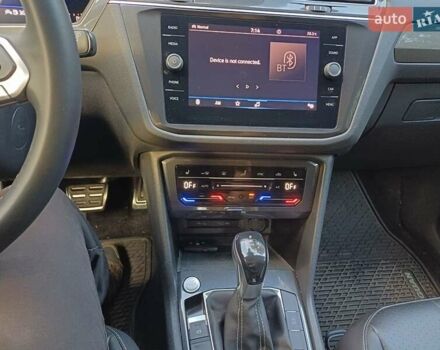 Білий Фольксваген Tiguan Allspace, об'ємом двигуна 2 л та пробігом 20 тис. км за 32000 $, фото 23 на Automoto.ua