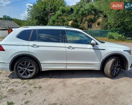Білий Фольксваген Tiguan Allspace, об'ємом двигуна 2 л та пробігом 20 тис. км за 32000 $, фото 2 на Automoto.ua