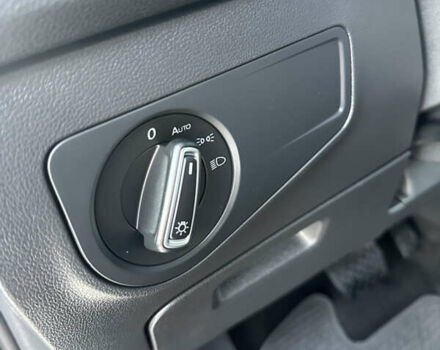 Білий Фольксваген Tiguan Allspace, об'ємом двигуна 2 л та пробігом 132 тис. км за 22600 $, фото 20 на Automoto.ua