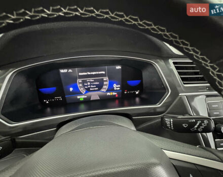 Белый Фольксваген Tiguan Allspace, объемом двигателя 2 л и пробегом 86 тыс. км за 24999 $, фото 87 на Automoto.ua
