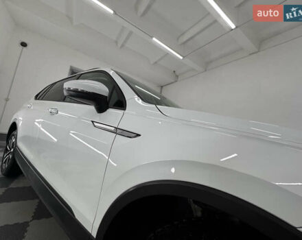 Белый Фольксваген Tiguan Allspace, объемом двигателя 2 л и пробегом 86 тыс. км за 24999 $, фото 1 на Automoto.ua