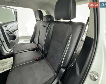 Белый Фольксваген Tiguan Allspace, объемом двигателя 2 л и пробегом 86 тыс. км за 24999 $, фото 49 на Automoto.ua
