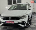 Белый Фольксваген Tiguan Allspace, объемом двигателя 2 л и пробегом 86 тыс. км за 24999 $, фото 116 на Automoto.ua