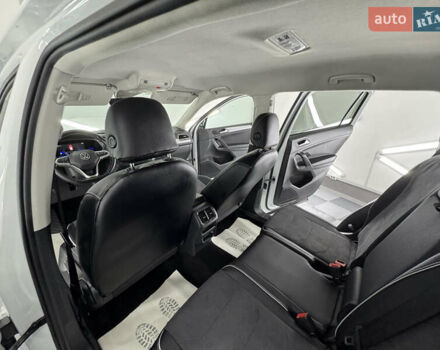 Белый Фольксваген Tiguan Allspace, объемом двигателя 2 л и пробегом 86 тыс. км за 24999 $, фото 53 на Automoto.ua