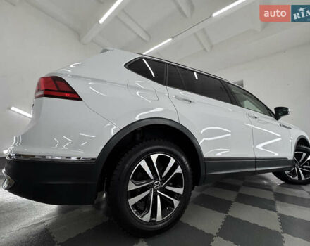 Белый Фольксваген Tiguan Allspace, объемом двигателя 2 л и пробегом 86 тыс. км за 24999 $, фото 121 на Automoto.ua