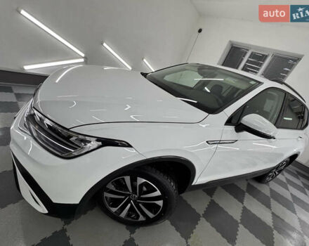 Белый Фольксваген Tiguan Allspace, объемом двигателя 2 л и пробегом 86 тыс. км за 24999 $, фото 12 на Automoto.ua