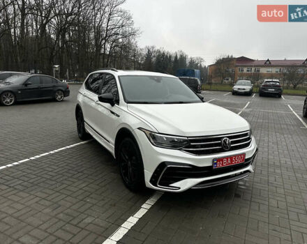 Белый Фольксваген Tiguan Allspace, объемом двигателя 2 л и пробегом 104 тыс. км за 26600 $, фото 14 на Automoto.ua