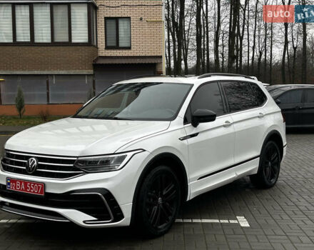 Белый Фольксваген Tiguan Allspace, объемом двигателя 2 л и пробегом 104 тыс. км за 26600 $, фото 8 на Automoto.ua