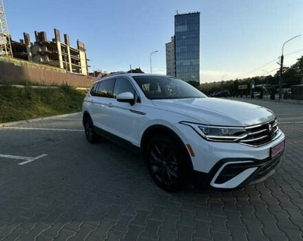 Білий Фольксваген Tiguan Allspace, об'ємом двигуна 2 л та пробігом 132 тис. км за 22600 $, фото 3 на Automoto.ua