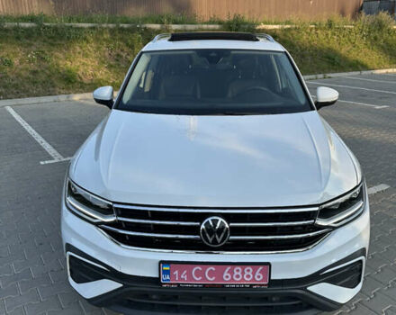 Білий Фольксваген Tiguan Allspace, об'ємом двигуна 2 л та пробігом 132 тис. км за 22600 $, фото 11 на Automoto.ua